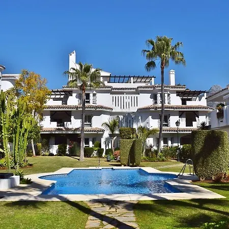 Apartment Naranjos De