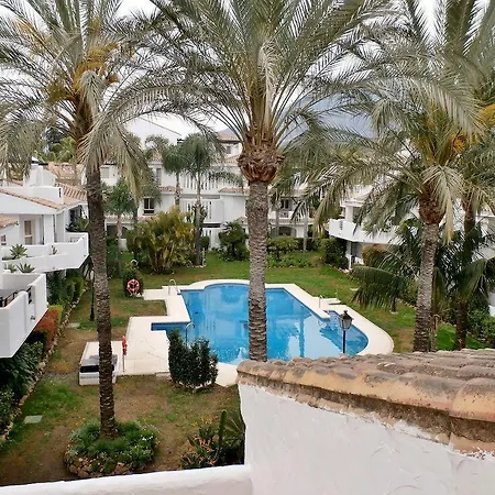 Apartment Naranjos De